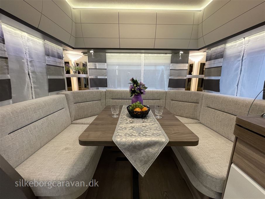 Hobby Excellent Edition 460 UFe